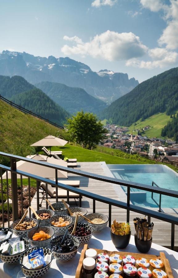 Luxury Spa Chalet Lum D'Or Selva di Val Gardena Exterior foto